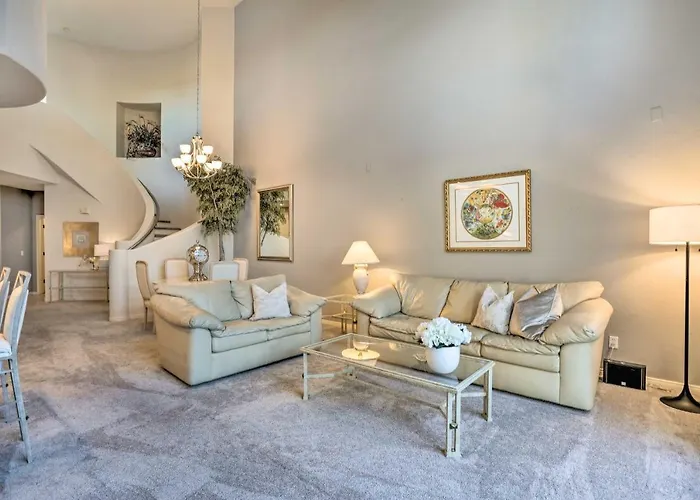 Shop & Golf: Family W/ Pool Access * Scottsdale
